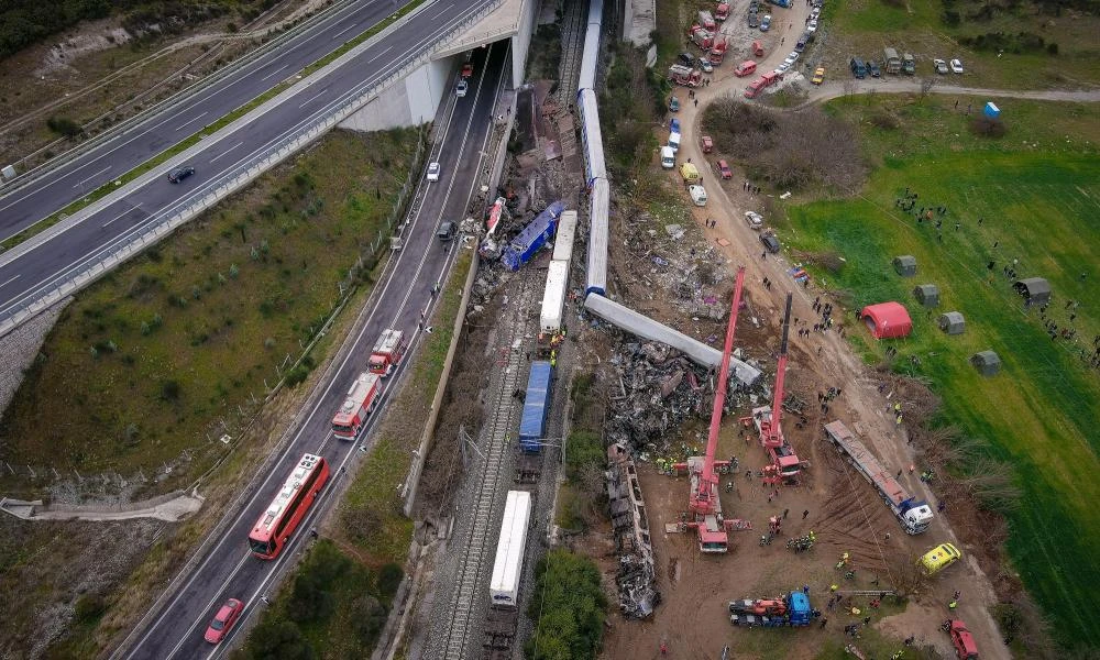 Τέμπη: Νέο βίντεο που σοκάρει δευτερόλεπτα μετά την τραγωδία